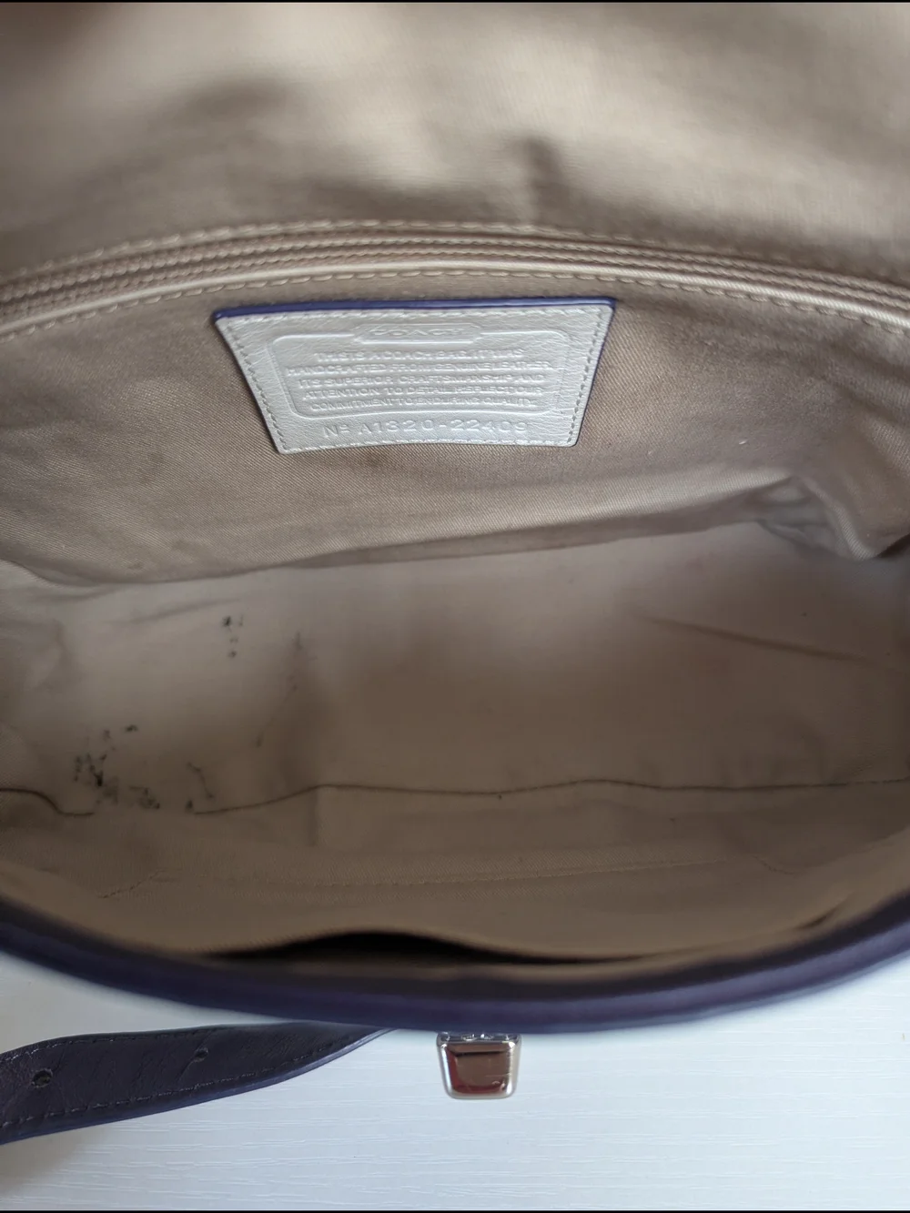 Coach Legacy Archival Two-Tone Willis Crossbody handbags - Picture 9 of 11